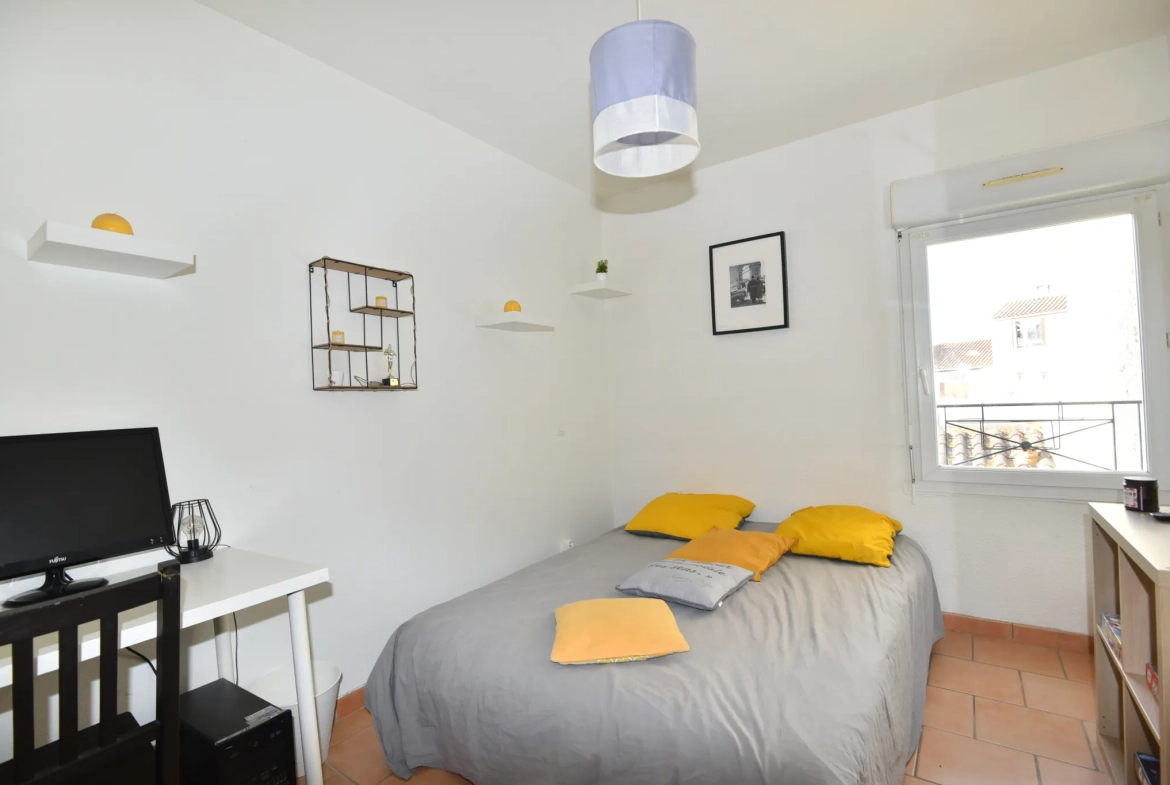 Maison T4 de 85 m² avec garage, patio et terrasse à Rieumes 