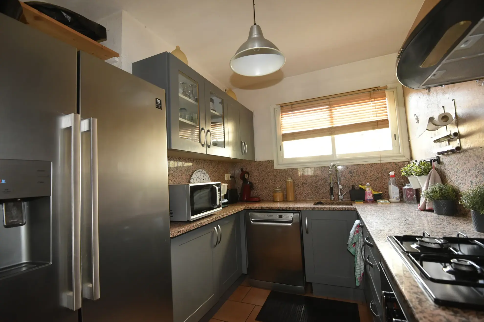 Maison T4 de 85 m² avec garage, patio et terrasse à Rieumes 