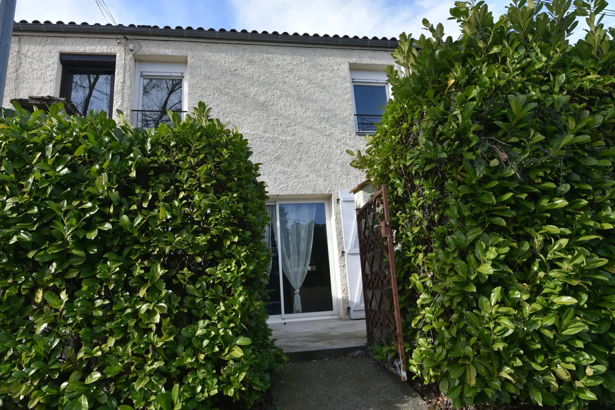 Maison T4 de 85 m² avec garage, patio et terrasse à Rieumes 