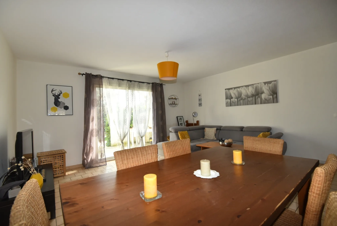 Maison T4 de 85 m² avec garage, patio et terrasse à Rieumes 