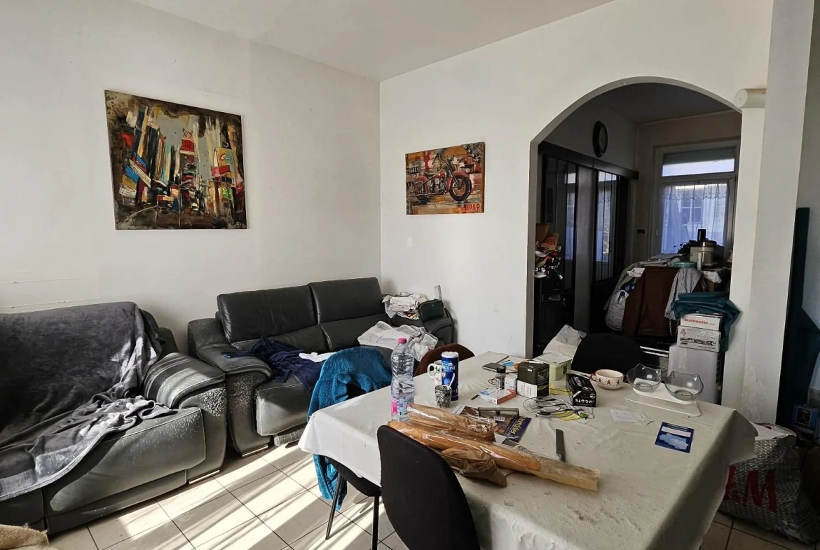 Maison de ville mitoyenne de 65 m² à Montdidier, parfait investissement ou premier achat 