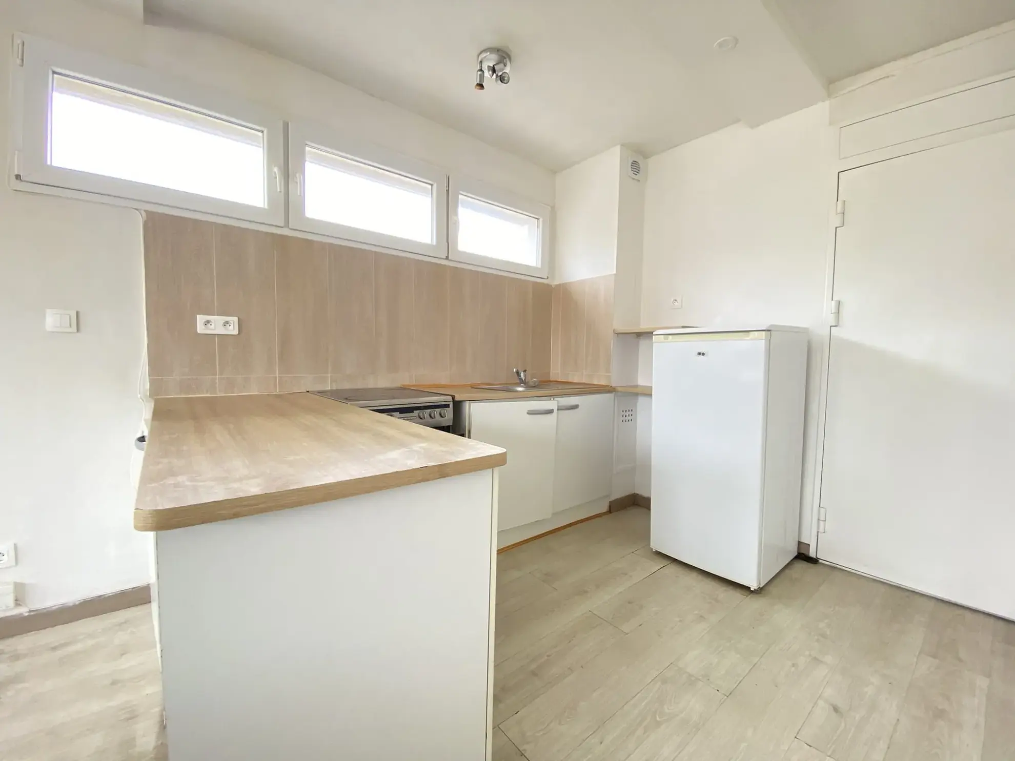 Studio à vendre à Juvisy-sur-Orge - 31,60 m², proche transports et commerces 