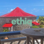 Studio à vendre à Saint-François avec vue mer, terrasse et piscine
