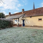 Maison à vendre à Chambord - 57 m², terrain clos, garage double
