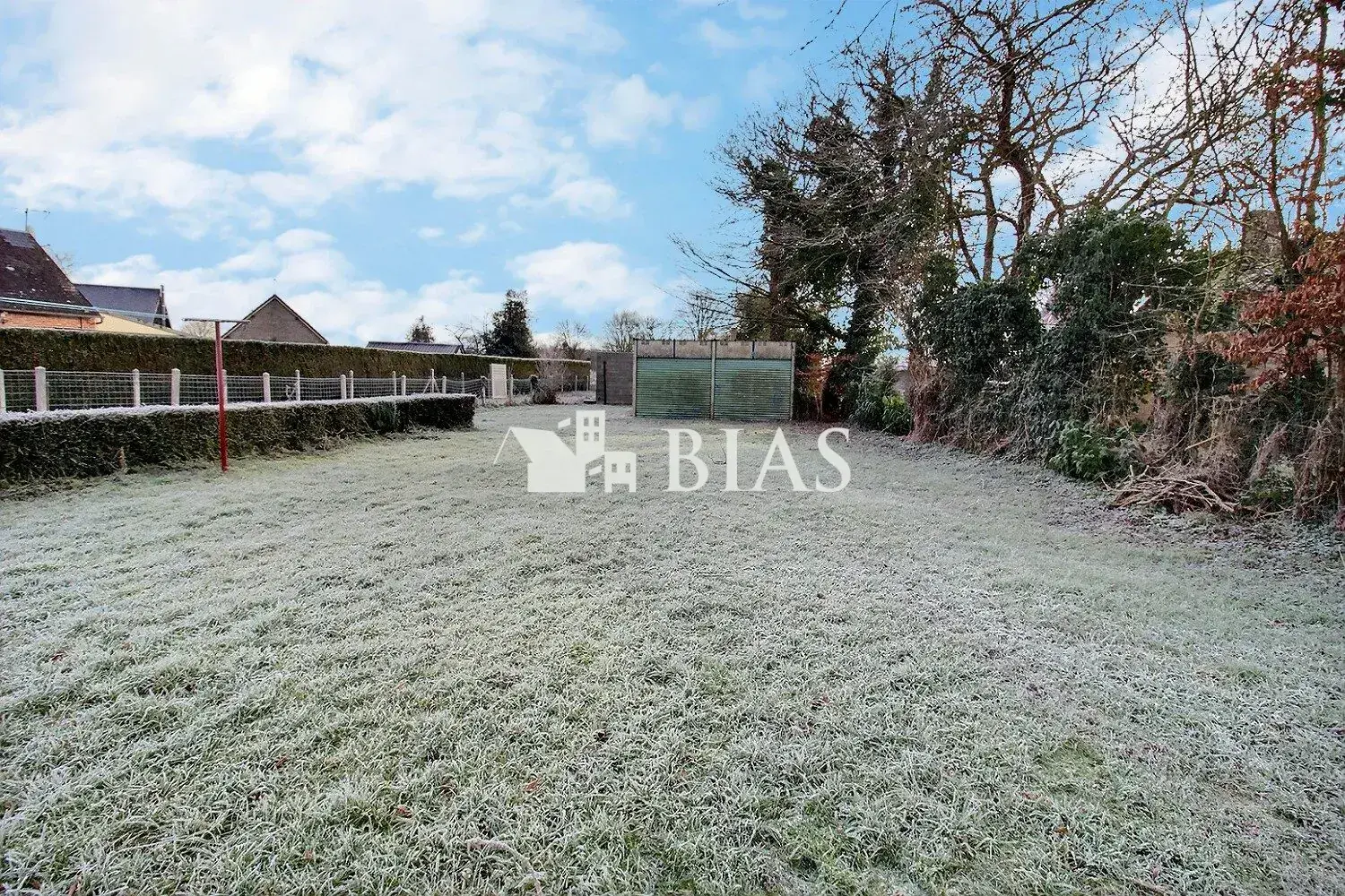Maison à vendre à Chambord - 57 m², terrain clos, garage double 