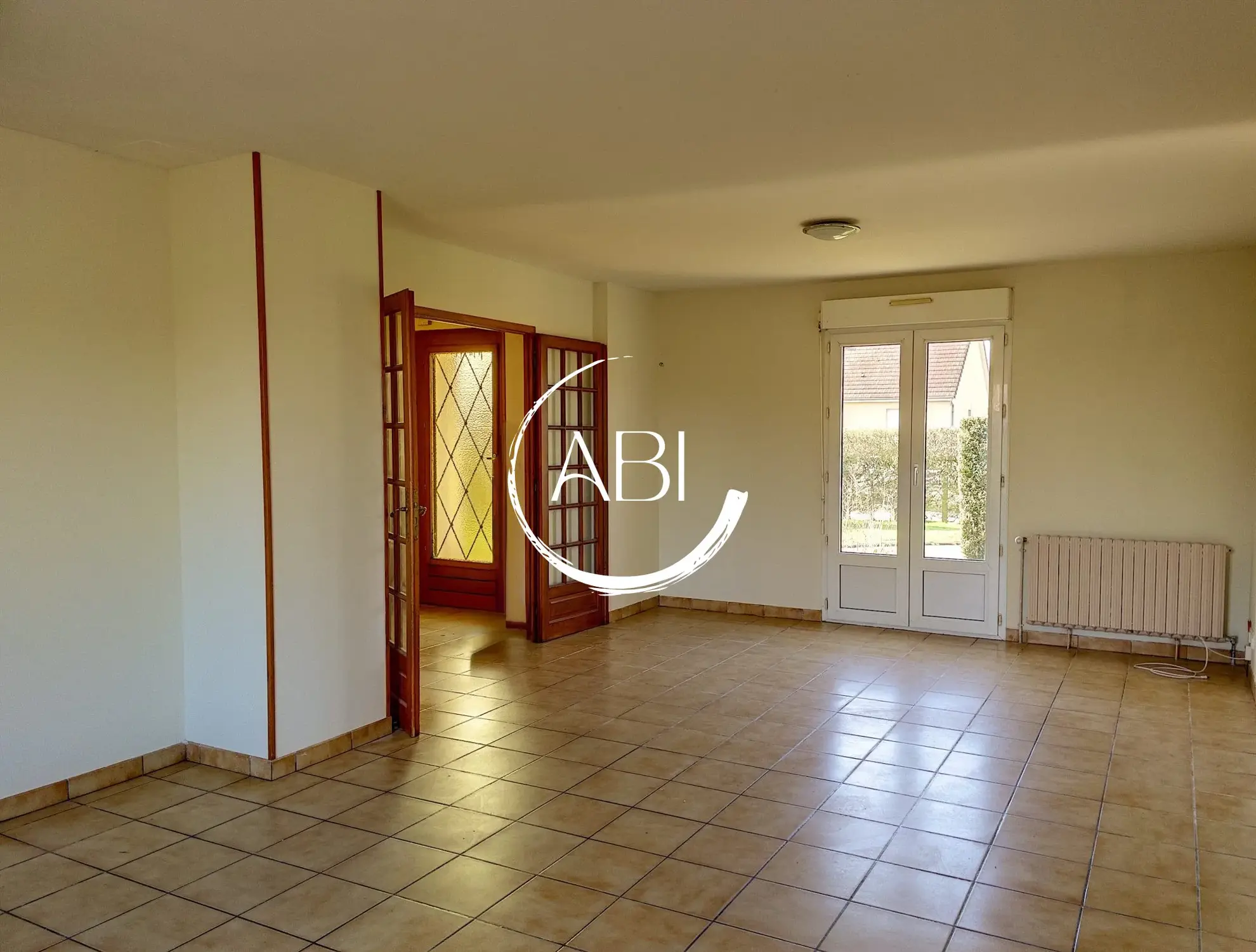 Maison de 115 m² avec 3 chambres et grand terrain à Joué du Bois 