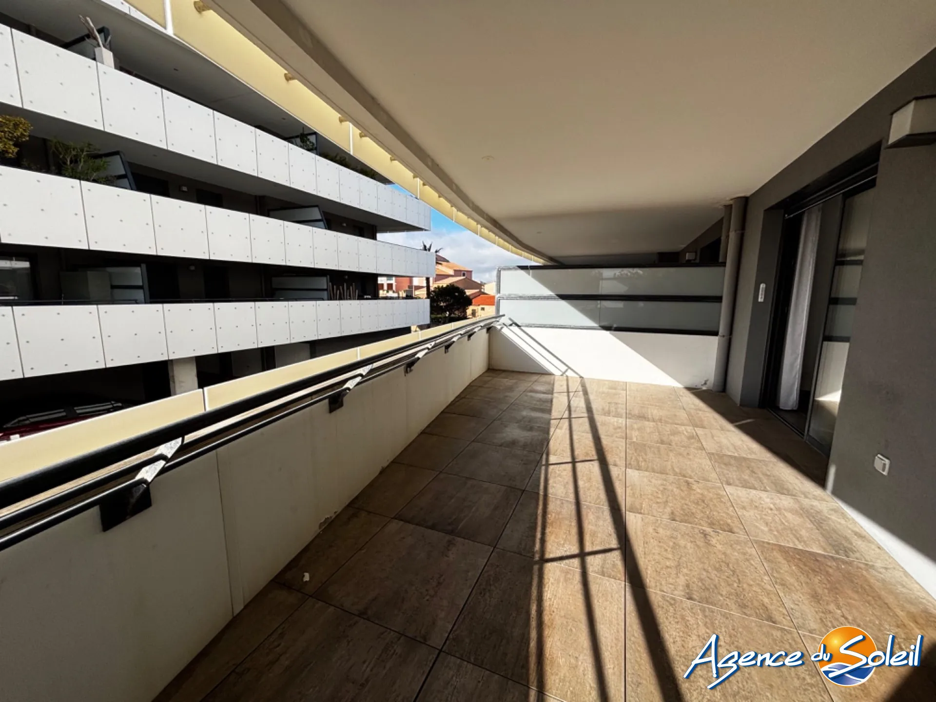 Bel appartement T2 en résidence de standing avec terrasse au Barcarès 
