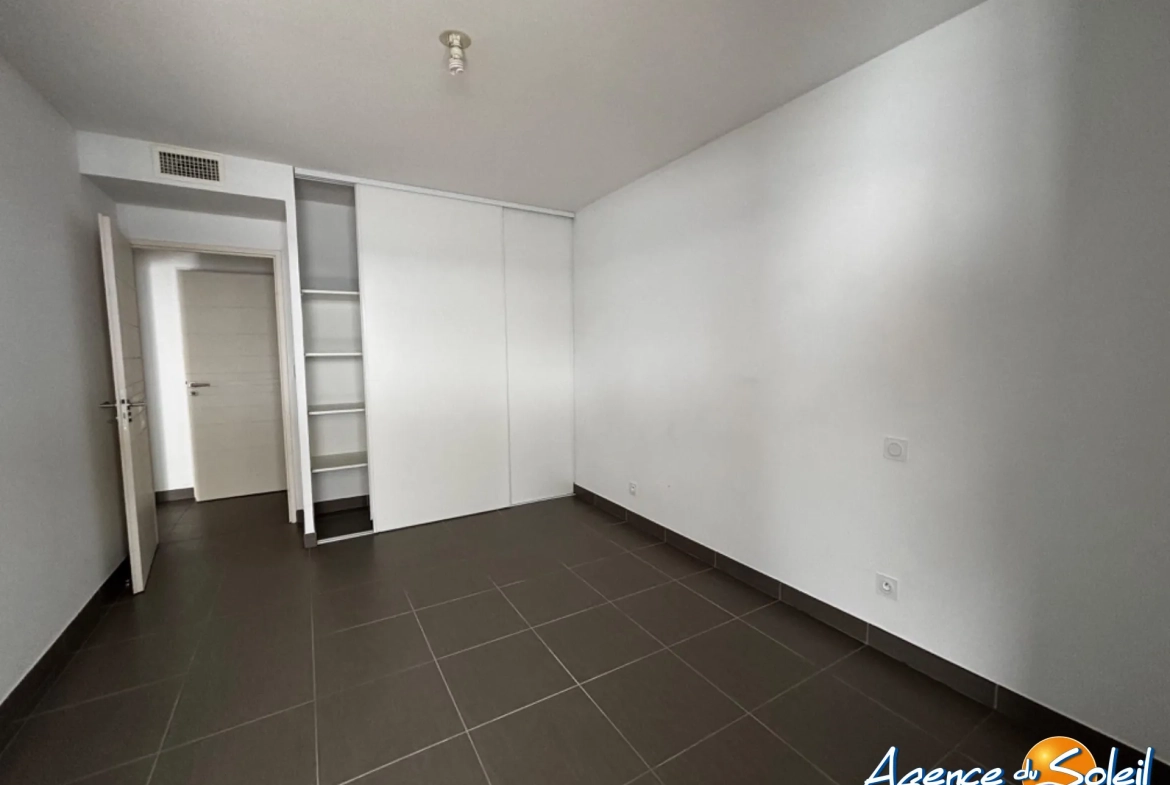 Bel appartement T2 en résidence de standing avec terrasse au Barcarès 