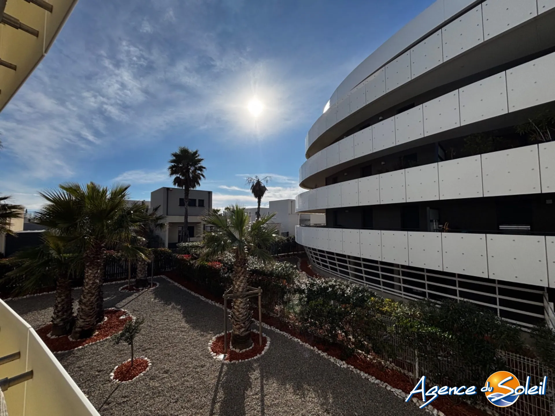Bel appartement T2 en résidence de standing avec terrasse au Barcarès 