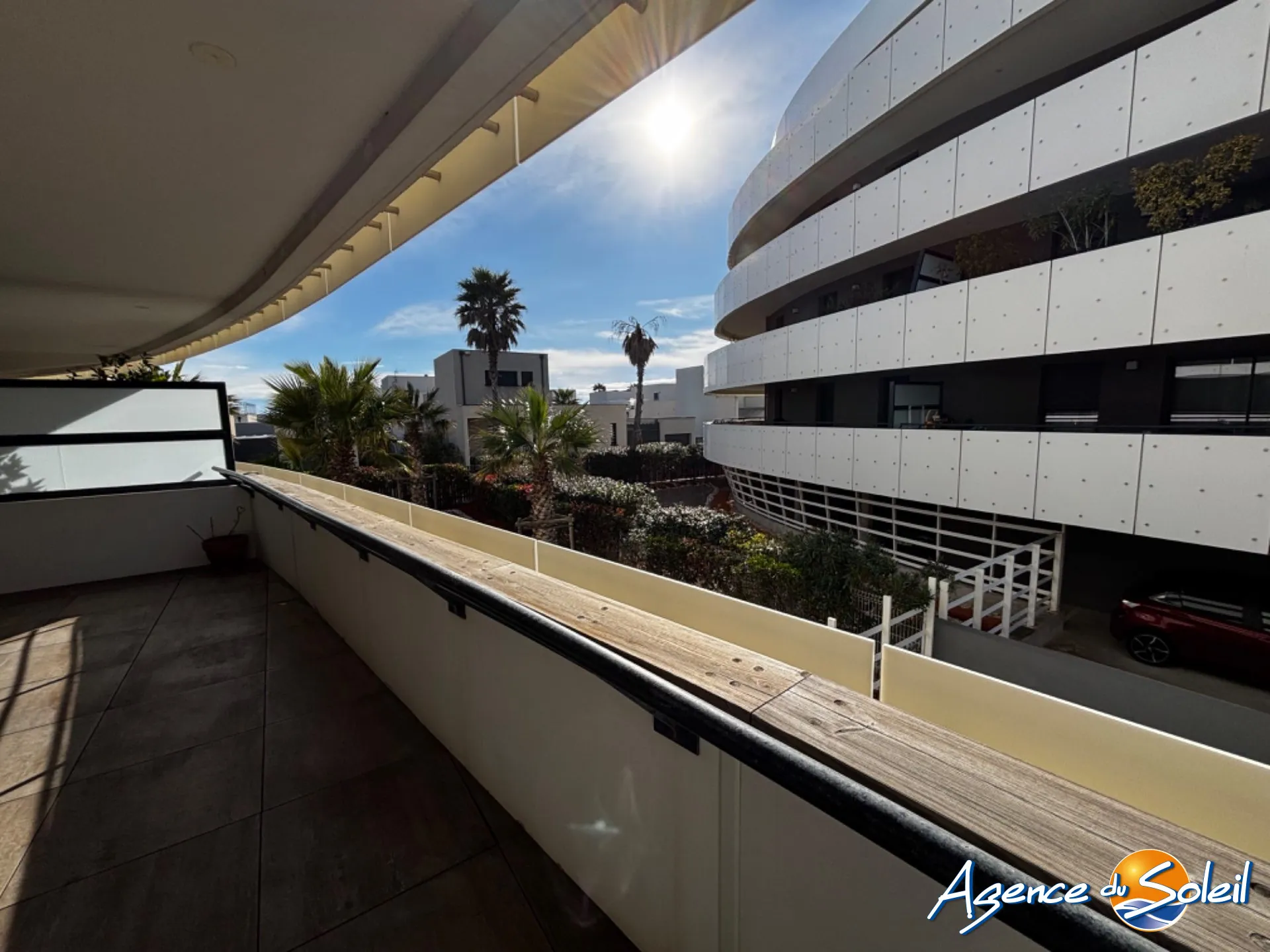 Bel appartement T2 en résidence de standing avec terrasse au Barcarès 