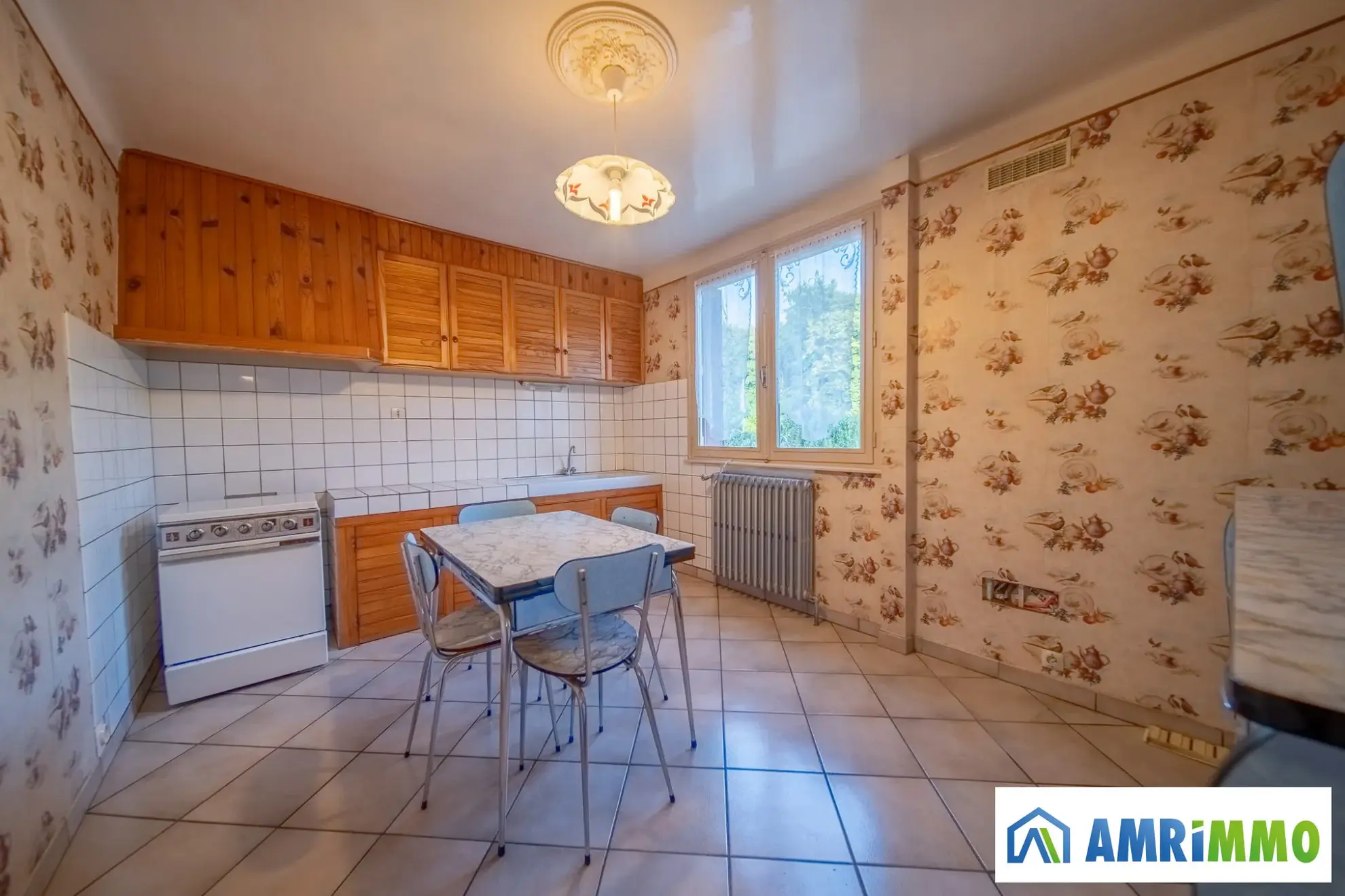 Maison à Villerupt avec grand jardin, 3 chambres, terrasse et stationnements 
