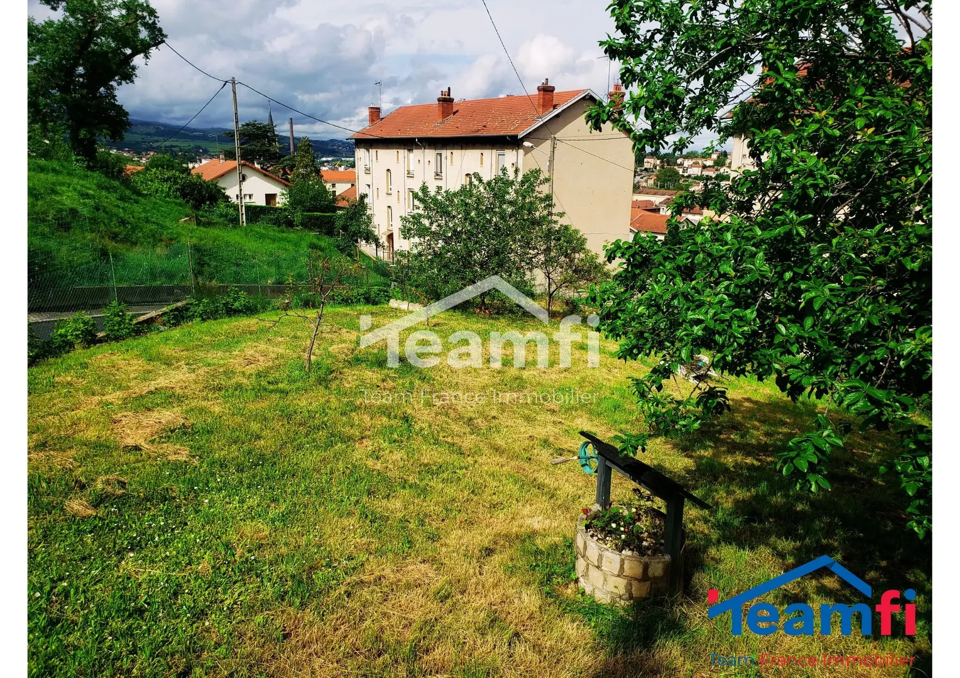 Terrain à vendre de 395 m² à Saint-Chamond avec vue exceptionnelle 