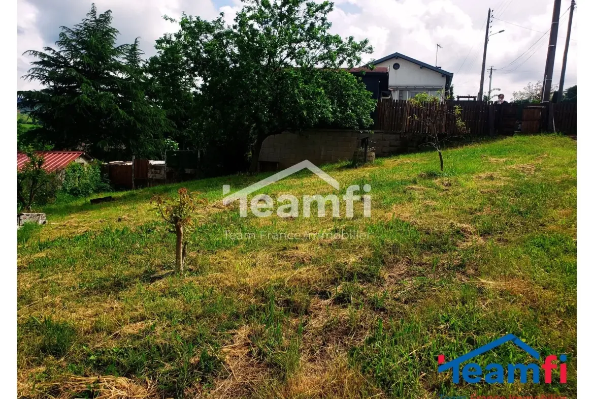 Terrain à vendre de 395 m² à Saint-Chamond avec vue exceptionnelle 