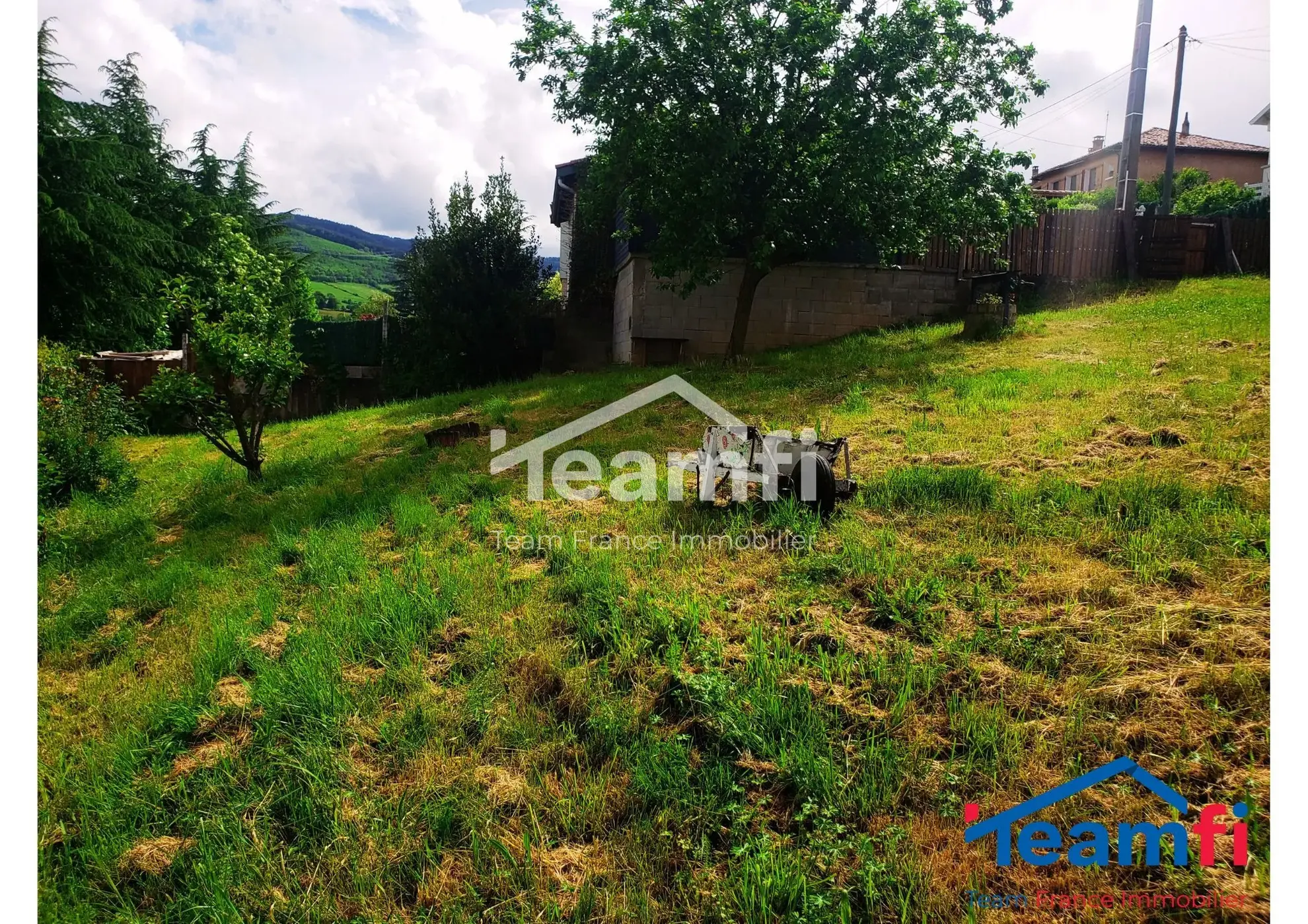 Terrain à vendre de 395 m² à Saint-Chamond avec vue exceptionnelle 