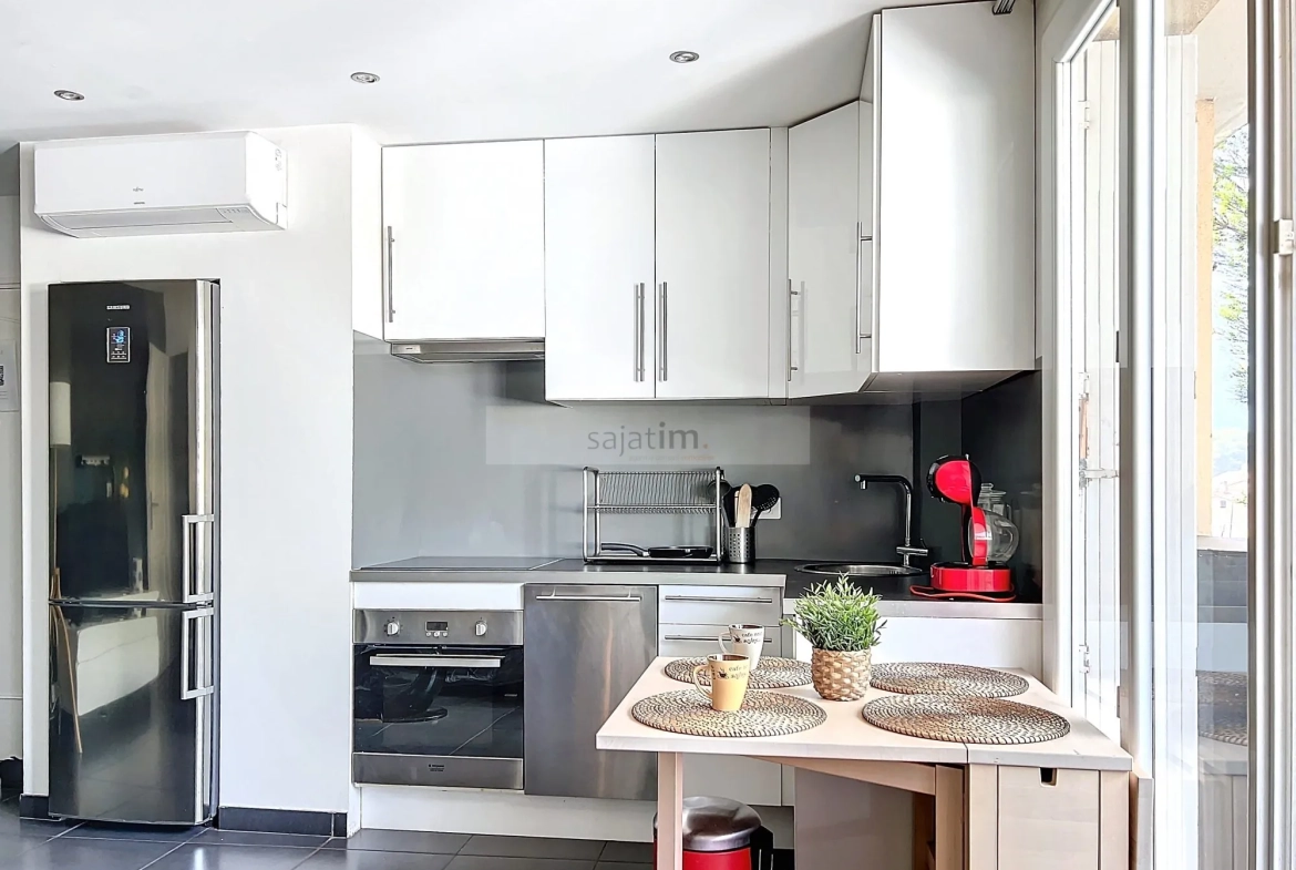 Appartement T2 de 27 m² avec terrasse en Vente à La Seyne-sur-Mer 