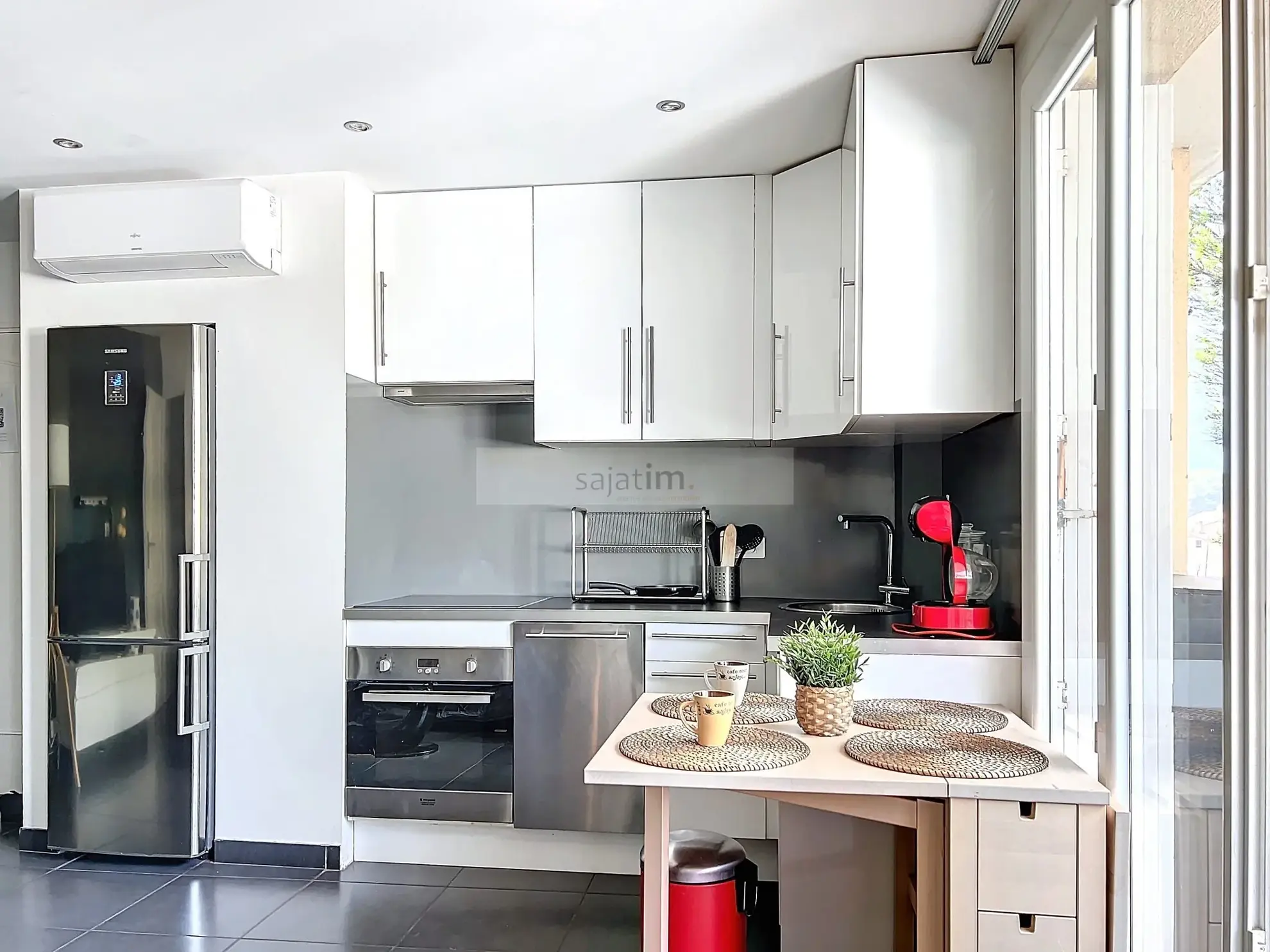 Appartement T2 de 27 m² avec terrasse en Vente à La Seyne-sur-Mer 