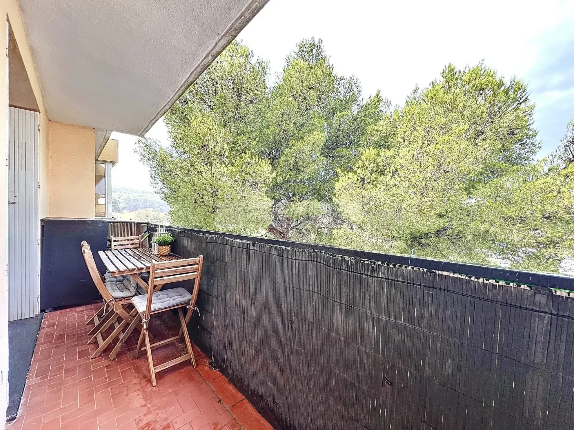 Appartement T2 de 27 m² avec terrasse en Vente à La Seyne-sur-Mer 