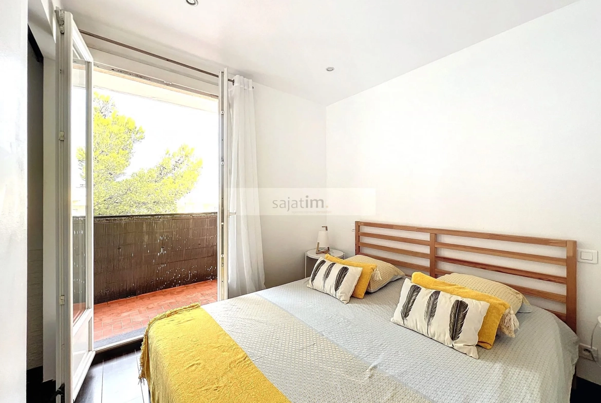 Appartement T2 de 27 m² avec terrasse en Vente à La Seyne-sur-Mer 
