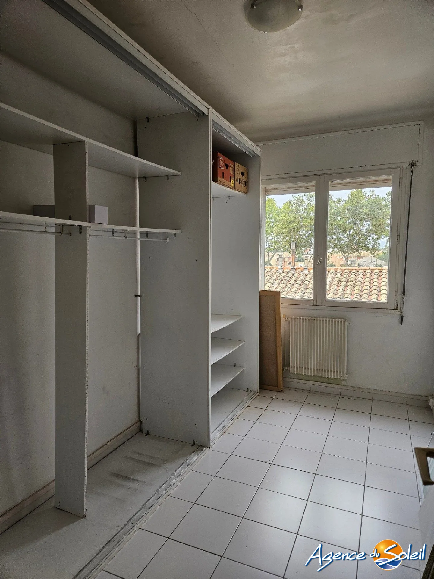 Appartement T5 lumineux avec vue sur parc à Narbonne 