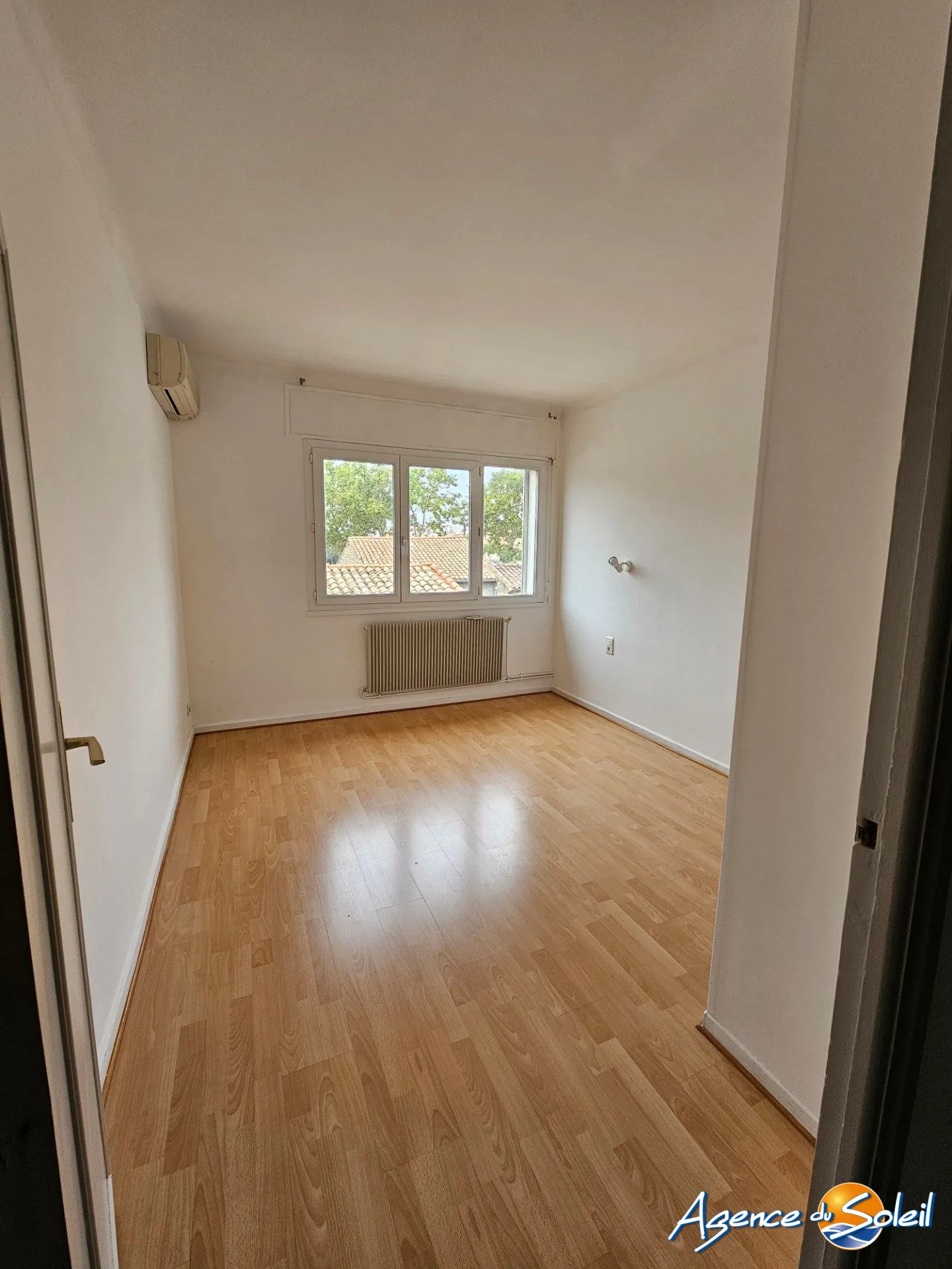 Appartement T5 lumineux avec vue sur parc à Narbonne 