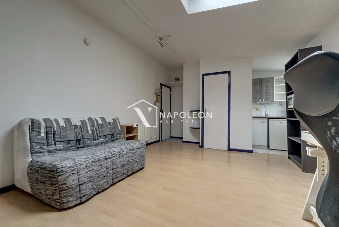 Appartement 3 pièces à Falaise en centre-ville avec cave et chauffage électrique 