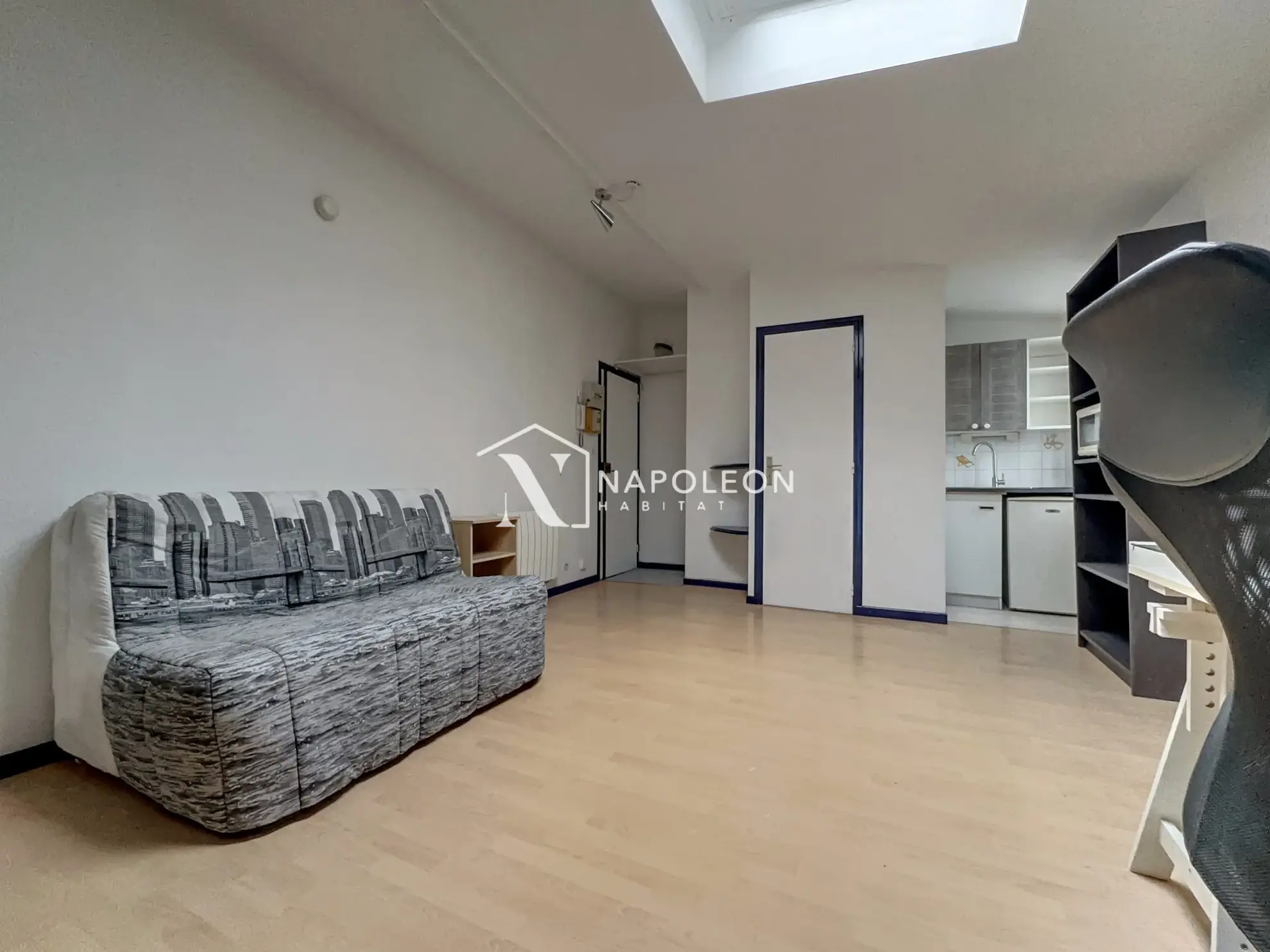 Appartement 3 pièces à Falaise en centre-ville avec cave et chauffage électrique 