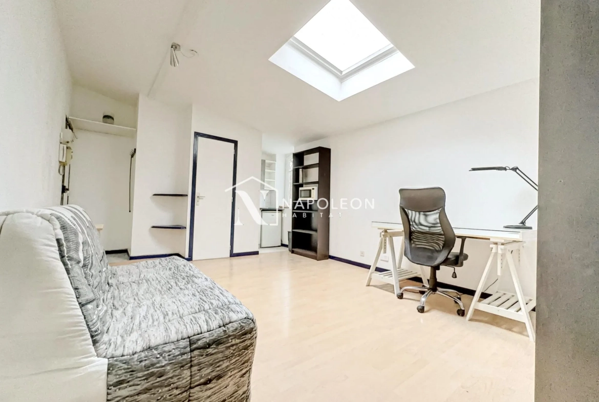 Appartement 3 pièces à Falaise en centre-ville avec cave et chauffage électrique 