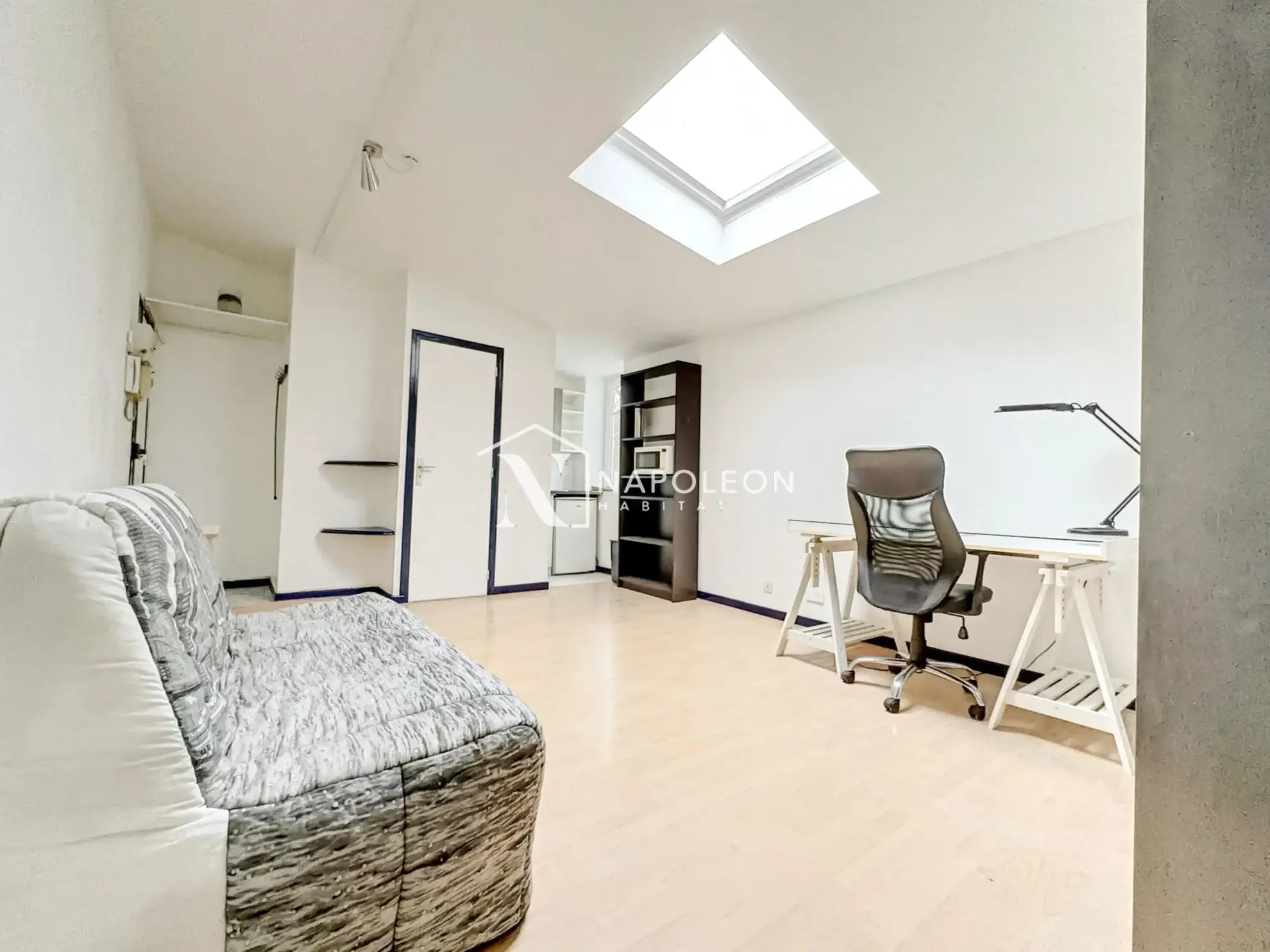 Appartement 3 pièces à Falaise en centre-ville avec cave et chauffage électrique 