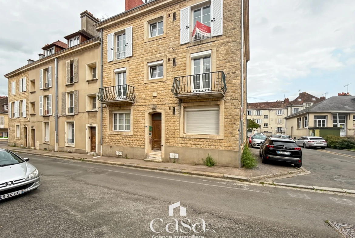 Appartement 3 pièces à Falaise en centre-ville avec cave et chauffage électrique 