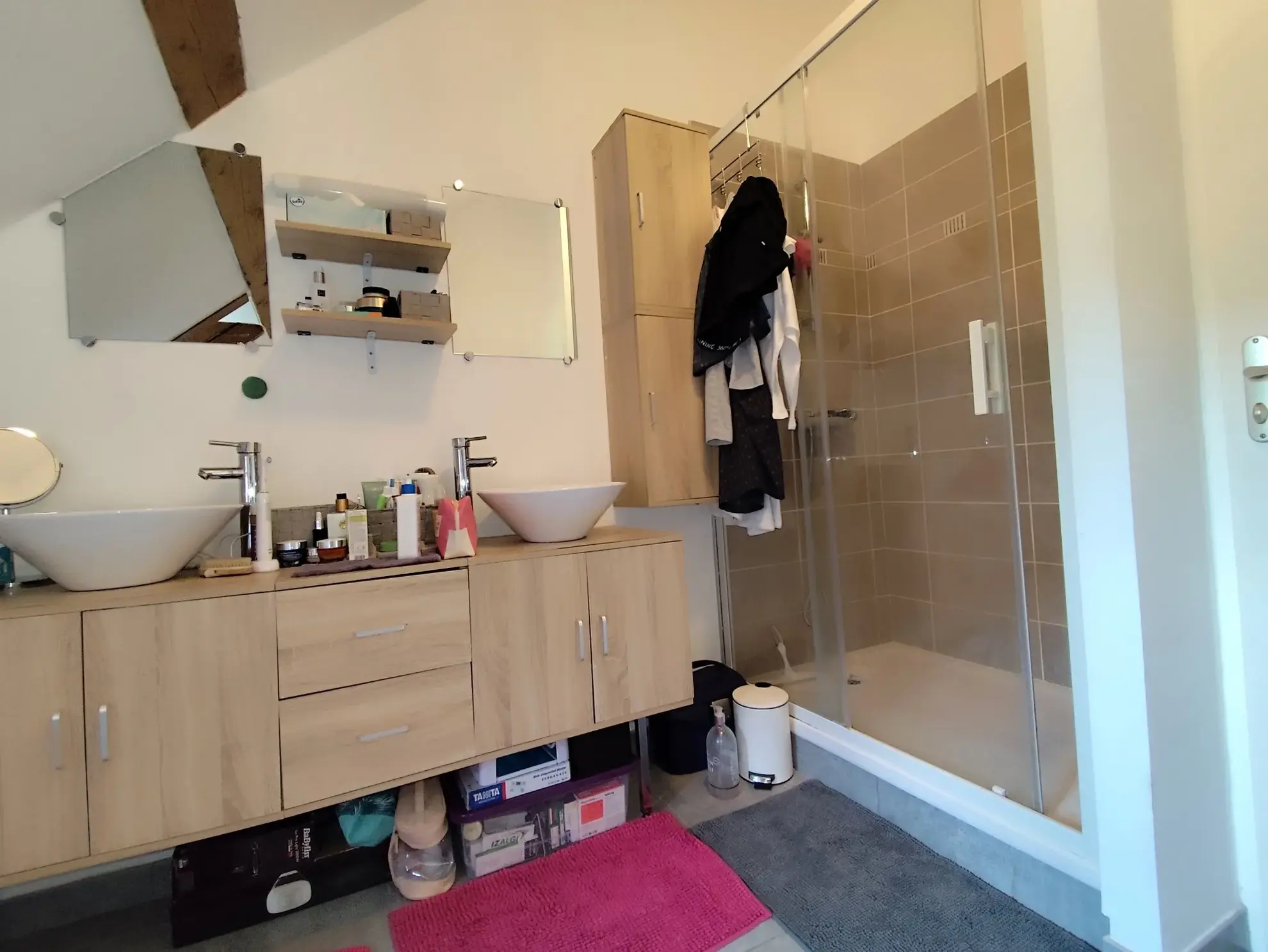 Investissez dans un appartement de standing loué à Chazey-Bons, rentabilité 5,8 % 