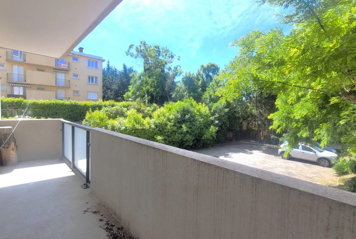 Appartement T3 avec garage et Balcons à Montpellier La Chamberte 