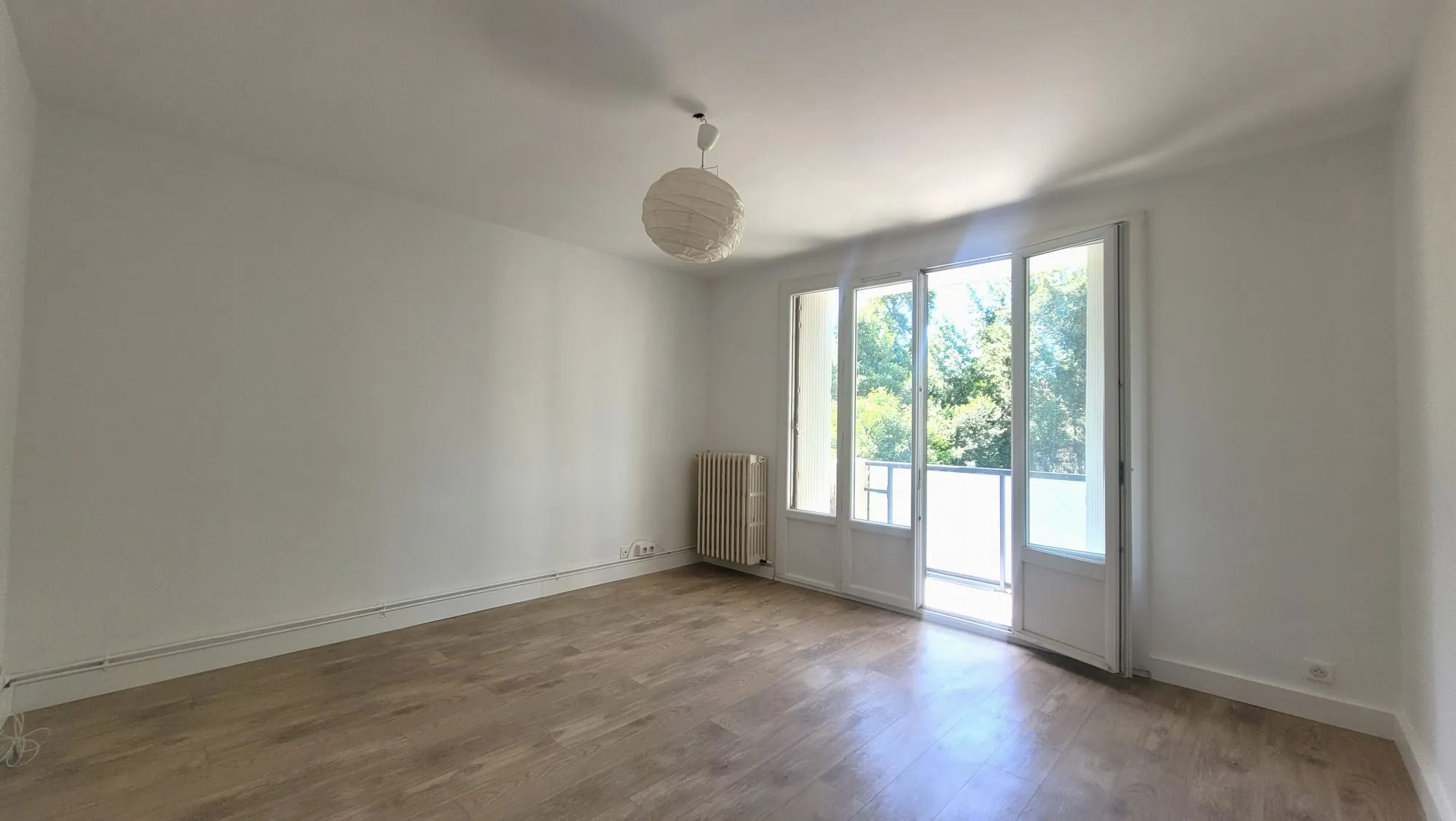 Appartement T3 avec garage et Balcons à Montpellier La Chamberte 