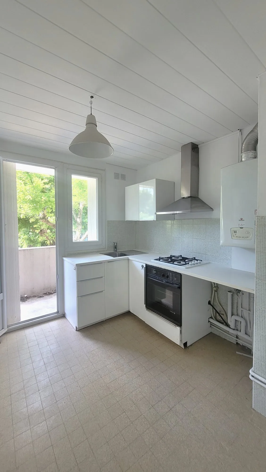Appartement T3 avec garage et Balcons à Montpellier La Chamberte 