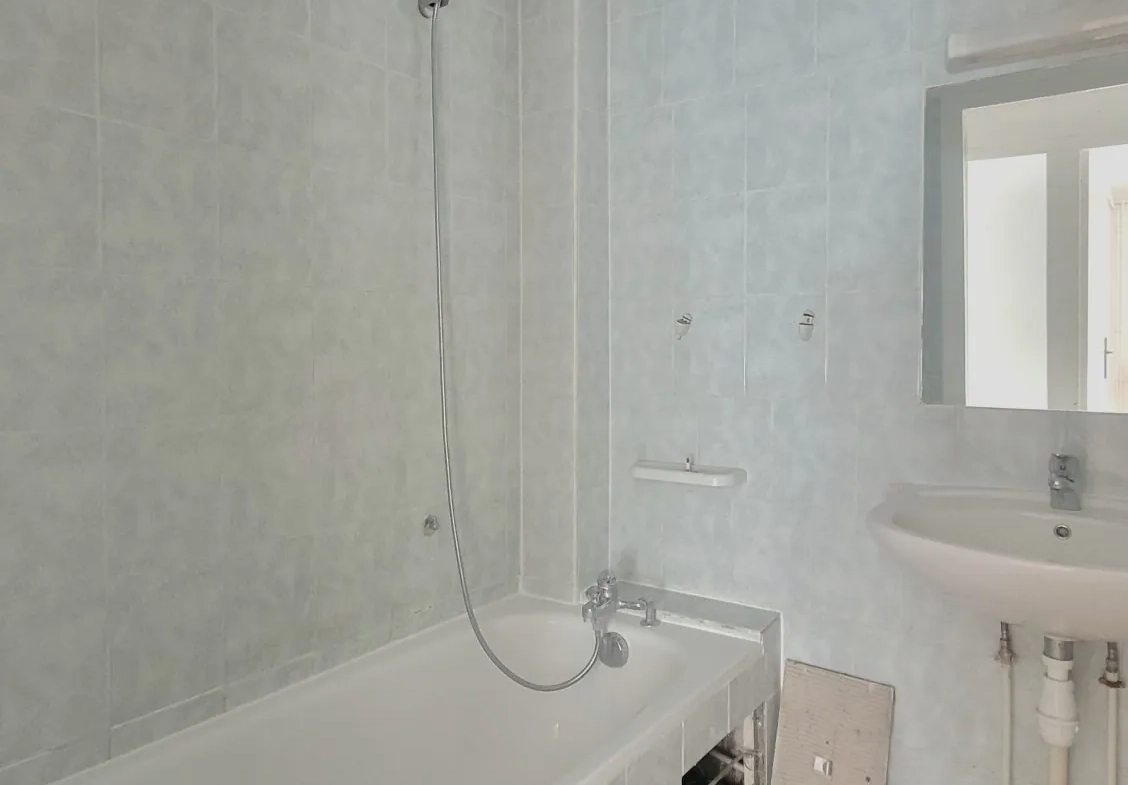 Appartement T3 avec garage et Balcons à Montpellier La Chamberte 