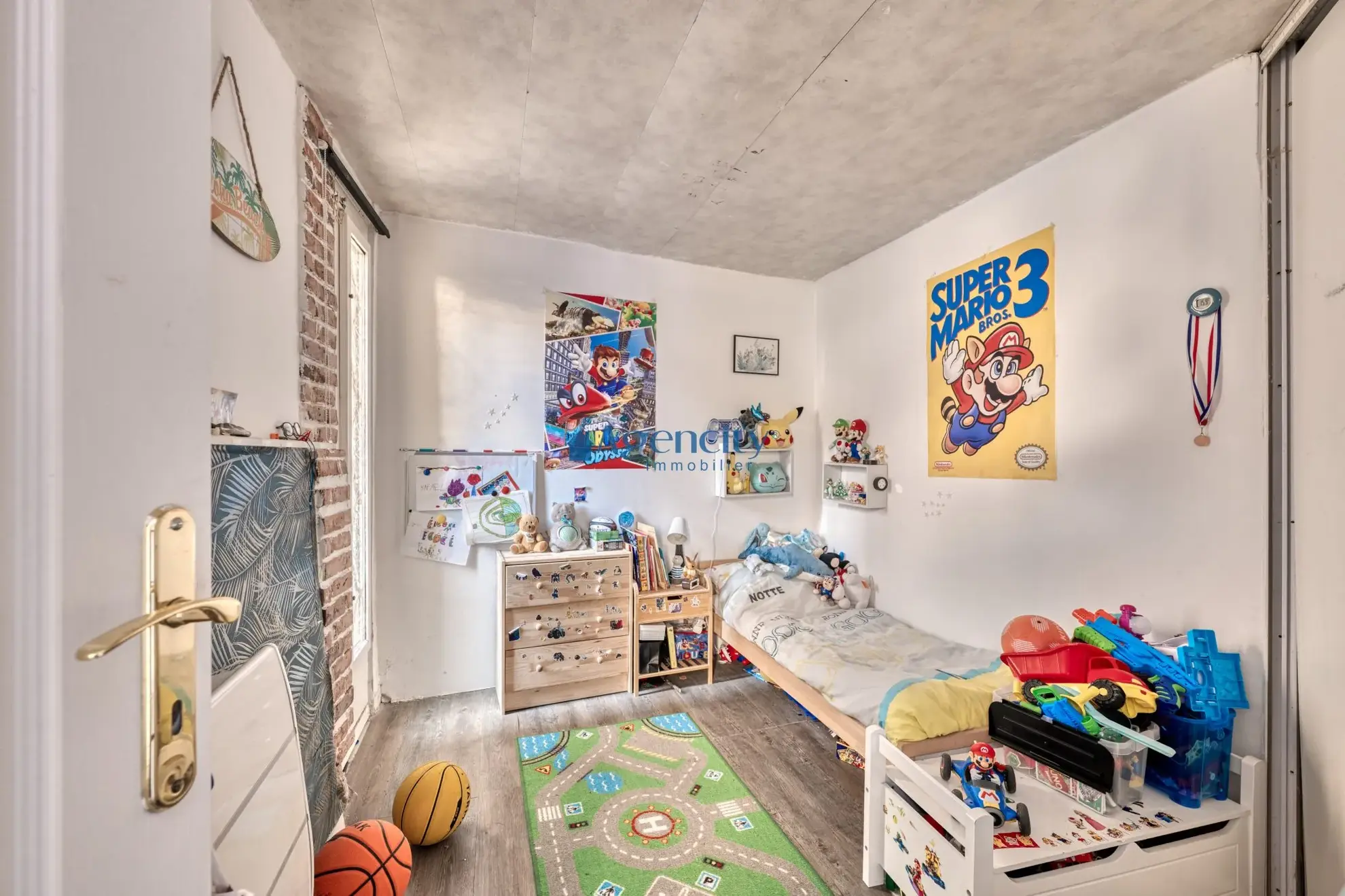 Charmant appartement 2 pièces atypique à Noisy-le-Grand avec parking 