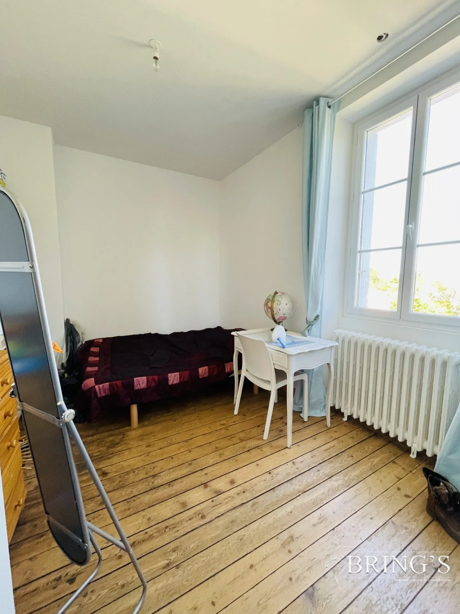 Belle maison ancienne rénovée de 144 m² avec terrasse et jardin à Villeneuve-en-Perseigne 