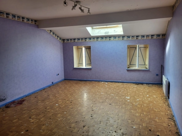 Appartement T2 à rénover de 51,19 m² à Briey, idéal première acquisition ou investissement locatif
