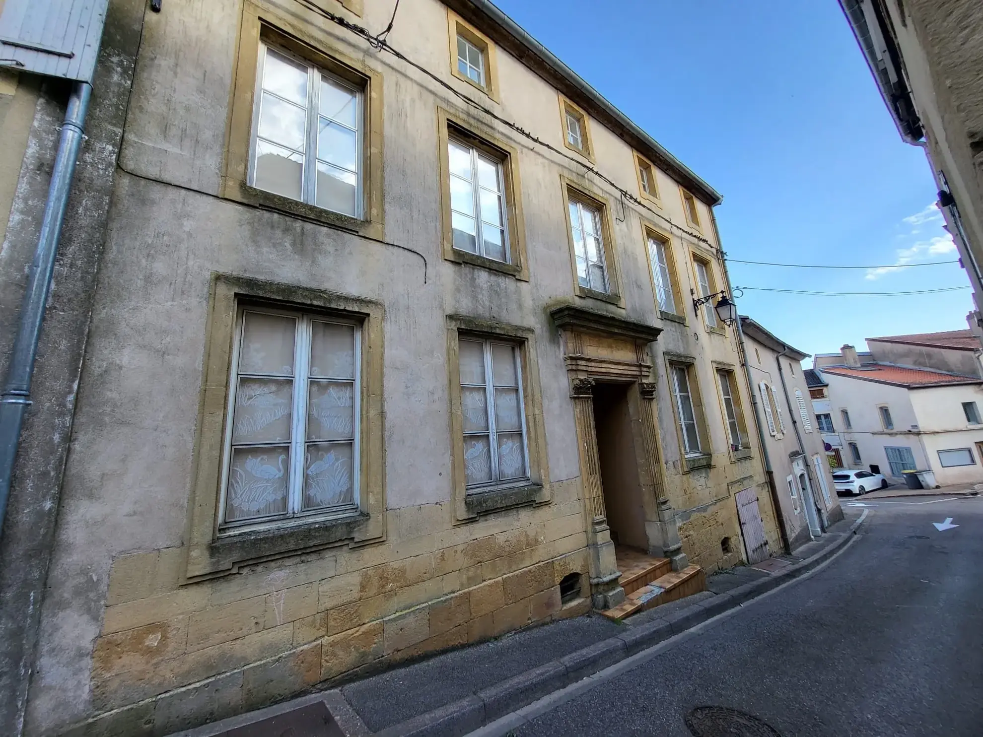 Appartement T2 à rénover de 51,19 m² à Briey, idéal première acquisition ou investissement locatif 