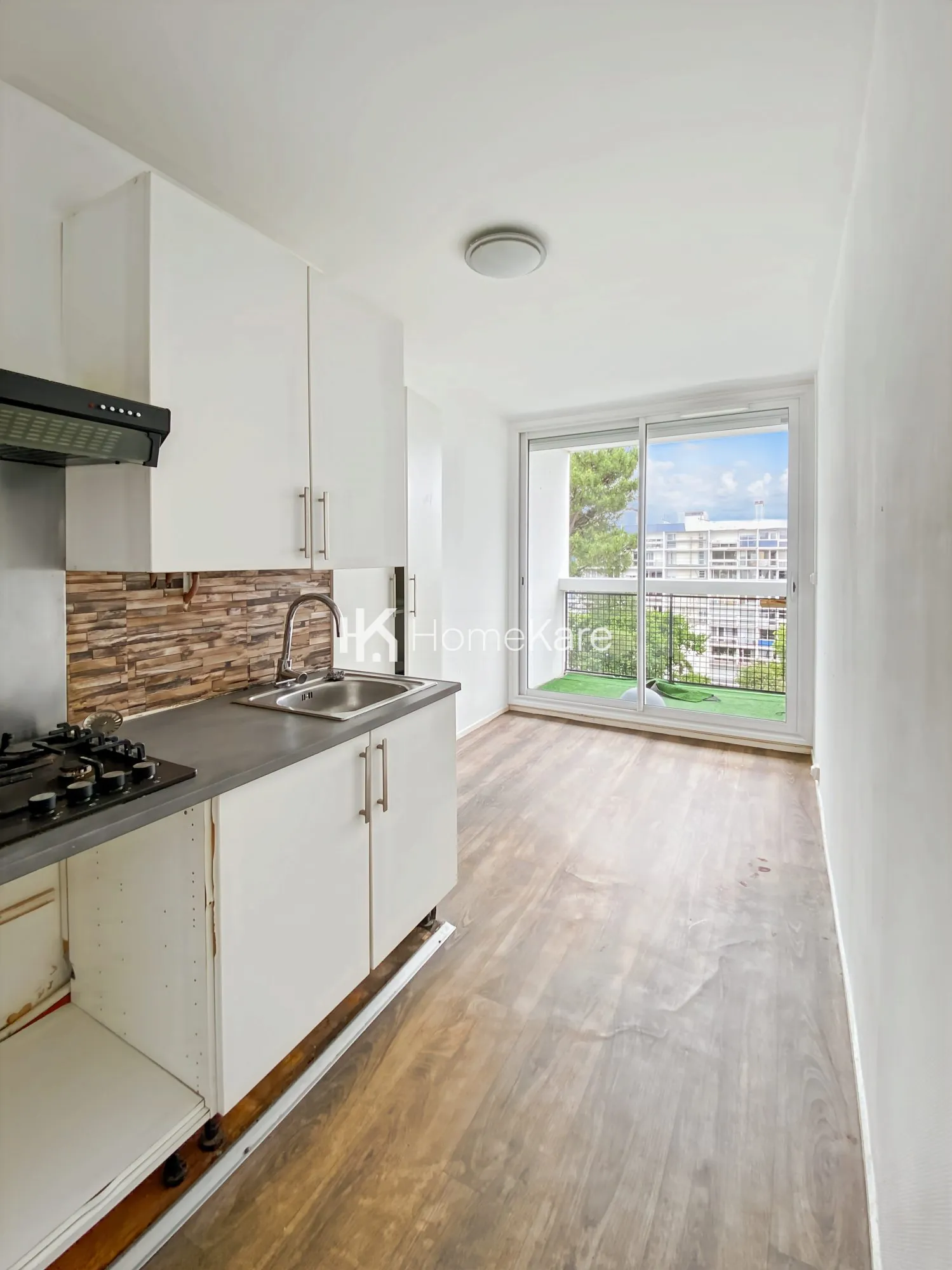 Appartement T4 lumineux avec balcon et parking à Mérignac, secteur Capeyron 