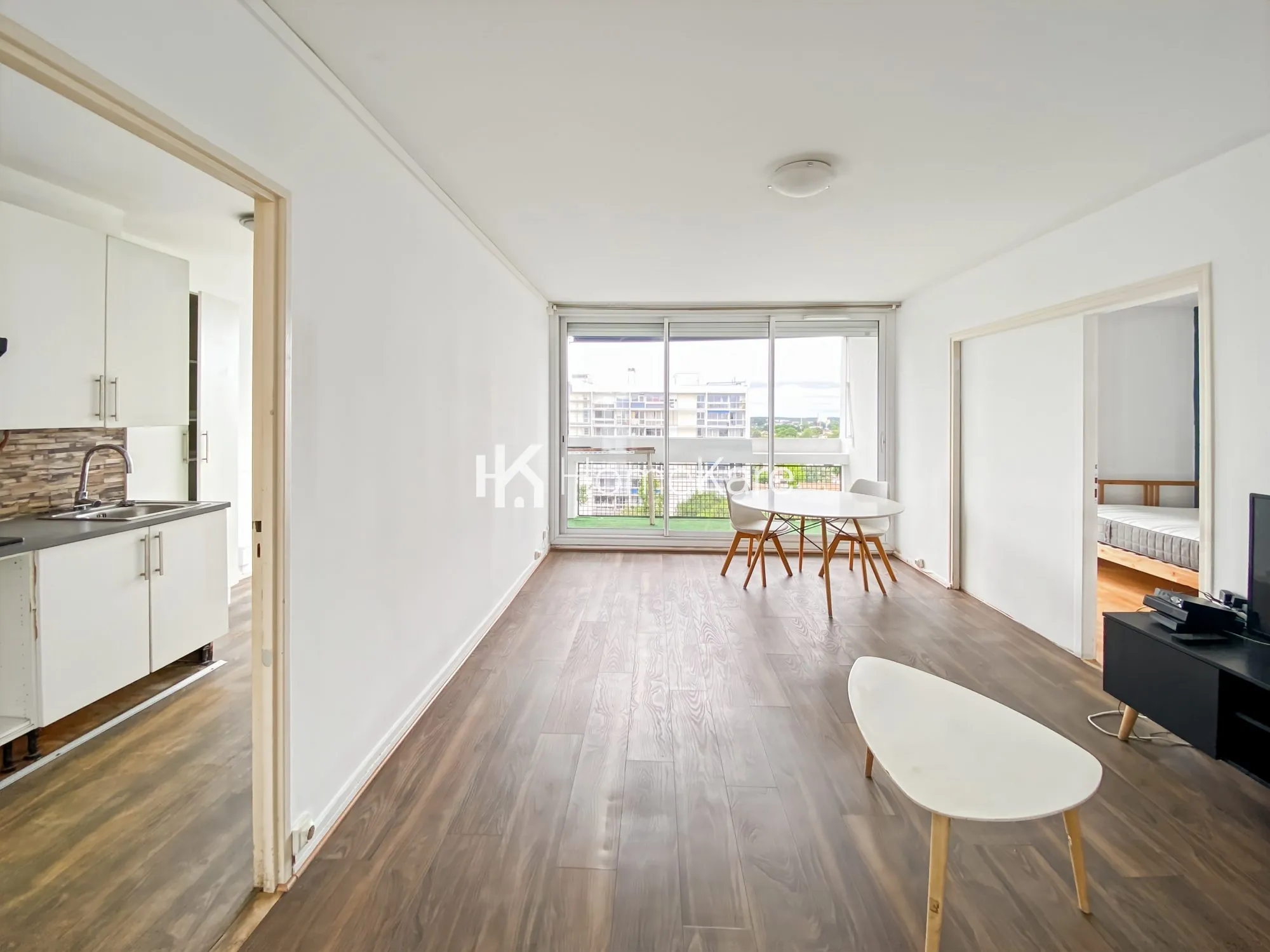 Appartement T4 lumineux avec balcon et parking à Mérignac, secteur Capeyron 
