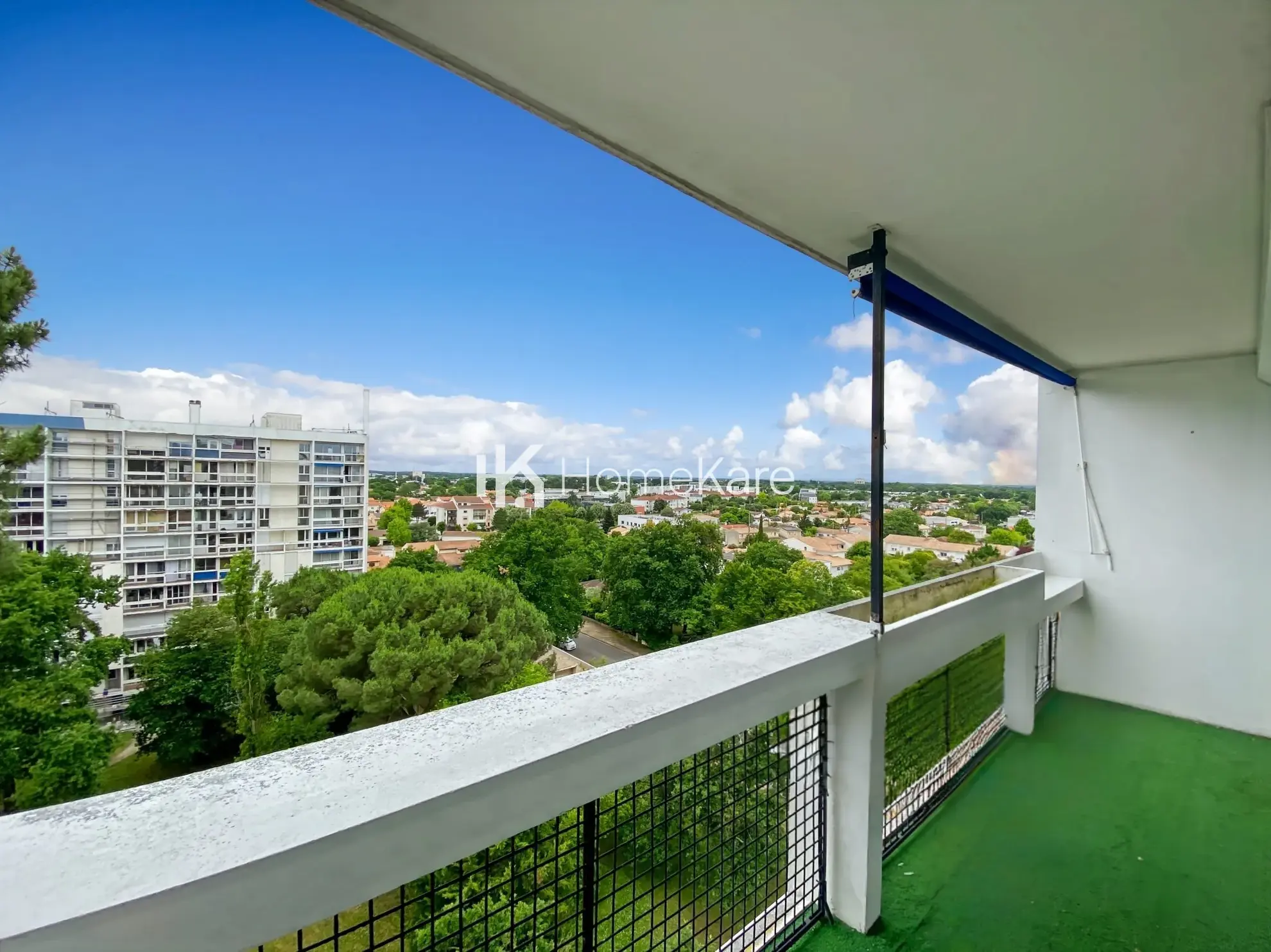 Appartement T4 lumineux avec balcon et parking à Mérignac, secteur Capeyron 