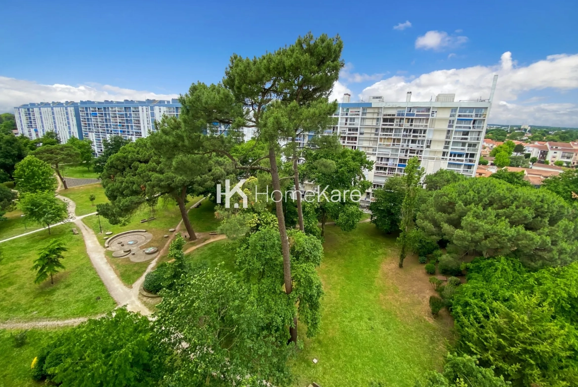 Appartement T4 lumineux avec balcon et parking à Mérignac, secteur Capeyron 