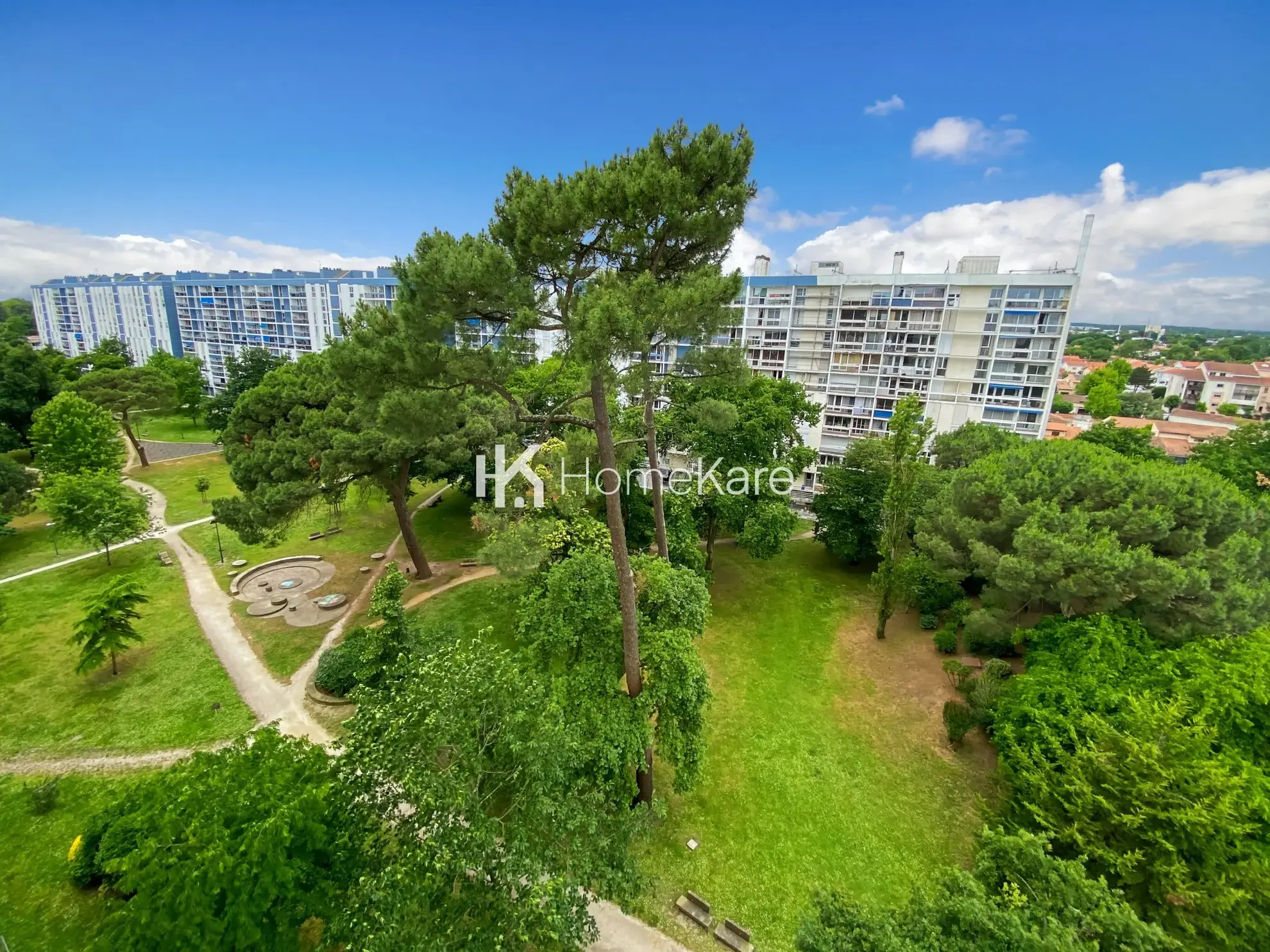 Appartement T4 lumineux avec balcon et parking à Mérignac, secteur Capeyron 