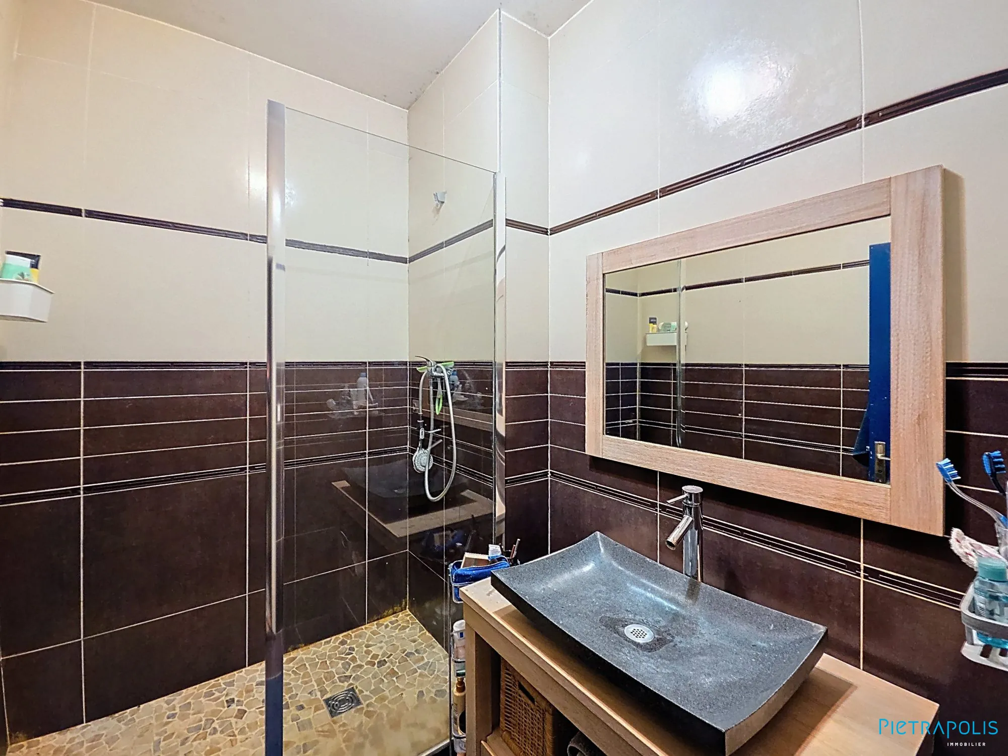 Appartement Traversant 4 Pièces à Chalon-sur-Saône - Spacieux et Lumineux 