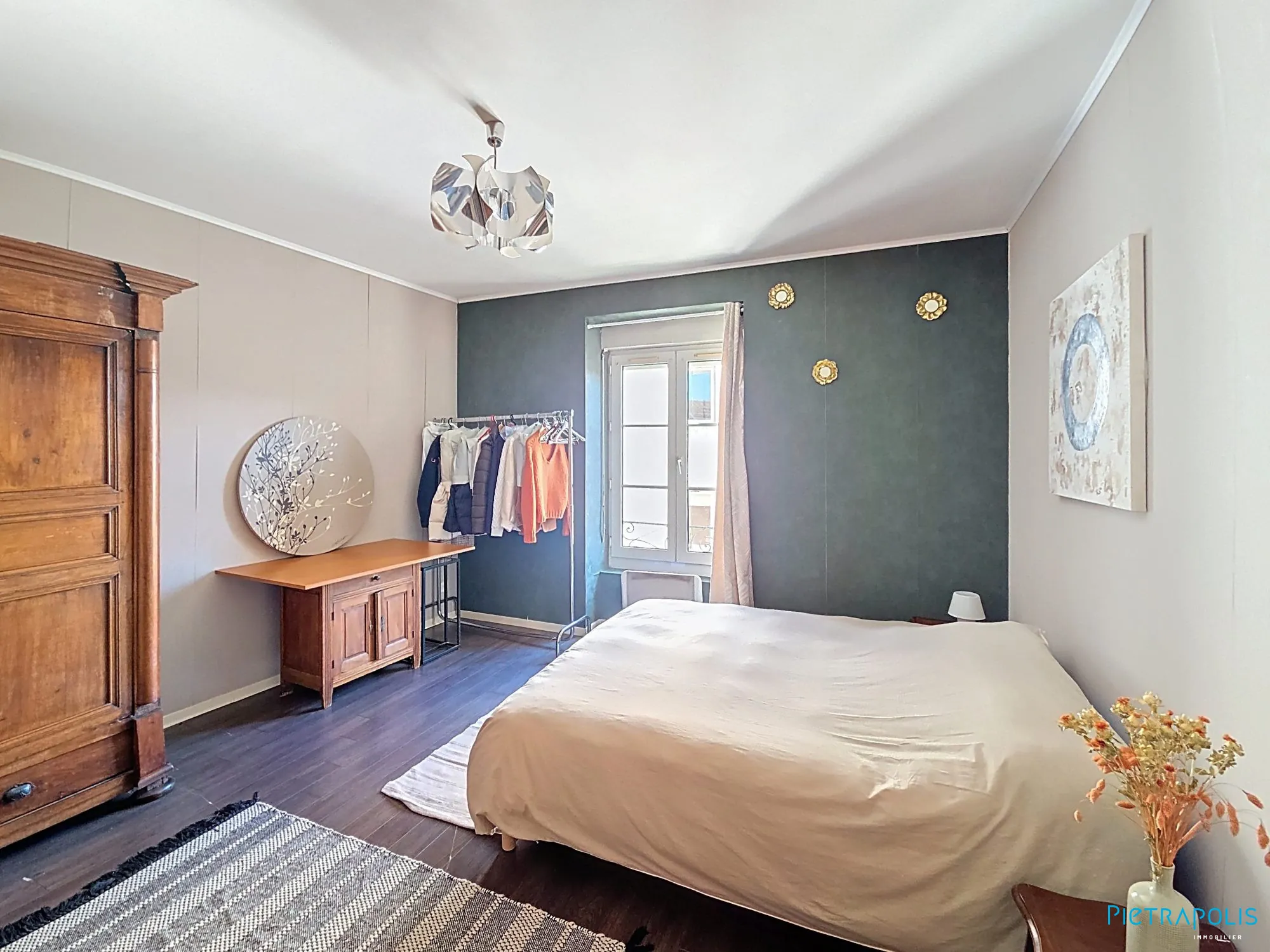 Appartement Traversant 4 Pièces à Chalon-sur-Saône - Spacieux et Lumineux 