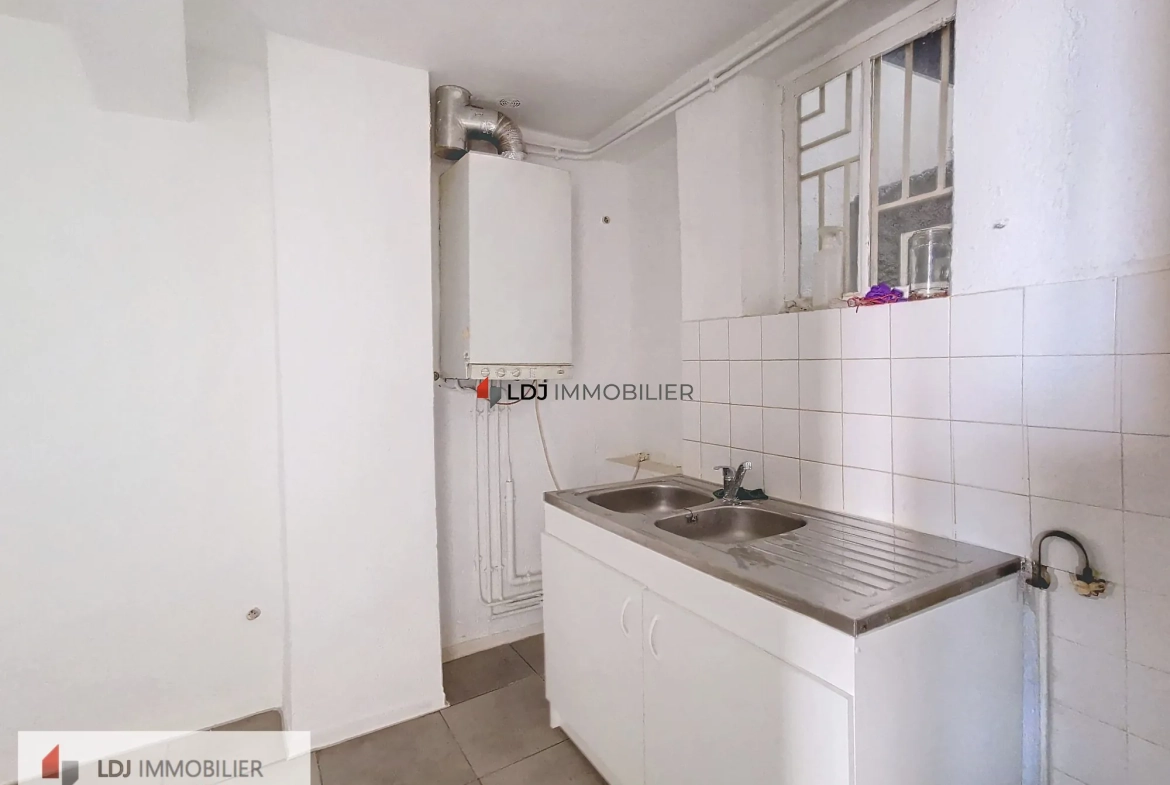 Investissement immobilier à Perpignan - Immeuble avec plusieurs appartements loués 
