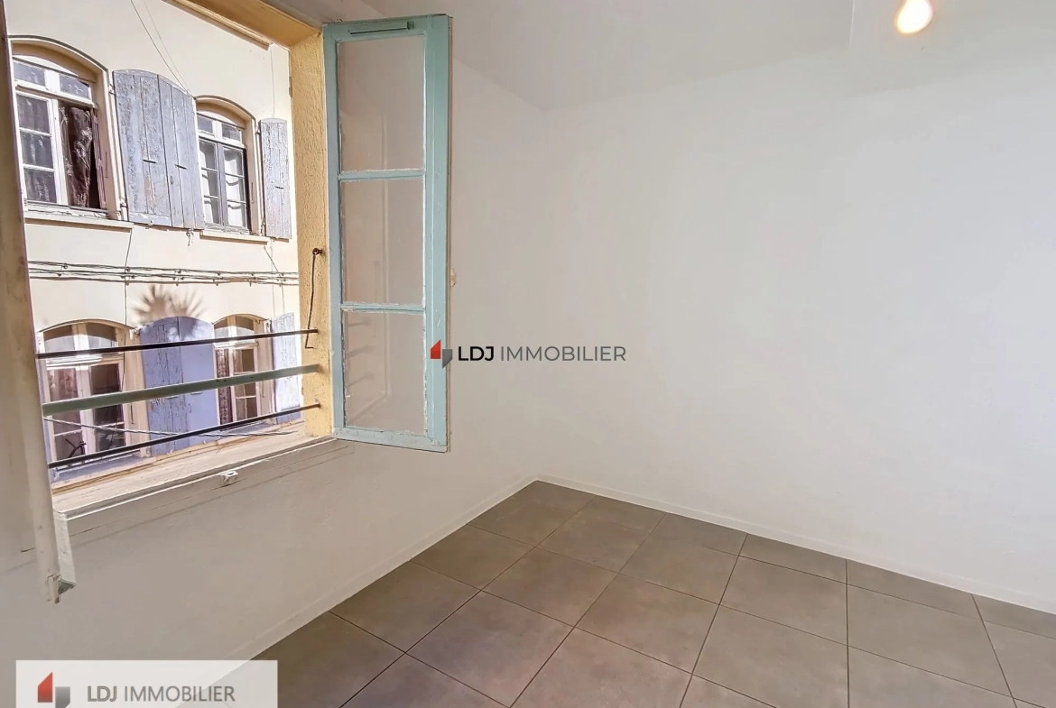 Investissement immobilier à Perpignan - Immeuble avec plusieurs appartements loués 
