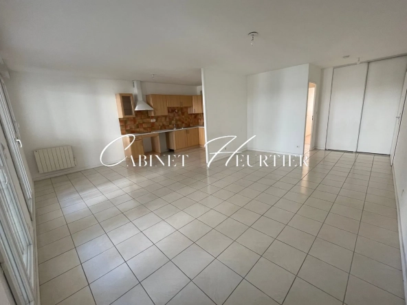 Appartement T3 de 68,31 m² à Échirolles avec balcon et parking
