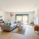 Maison récente de 136 m2 avec 4 chambres, jardin et garage à Althen des Paluds