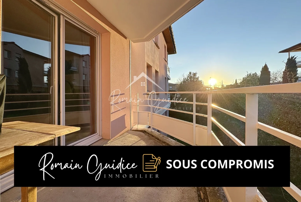 Appartement F2 avec terrasse à Millau – Vue sur Viaduc 